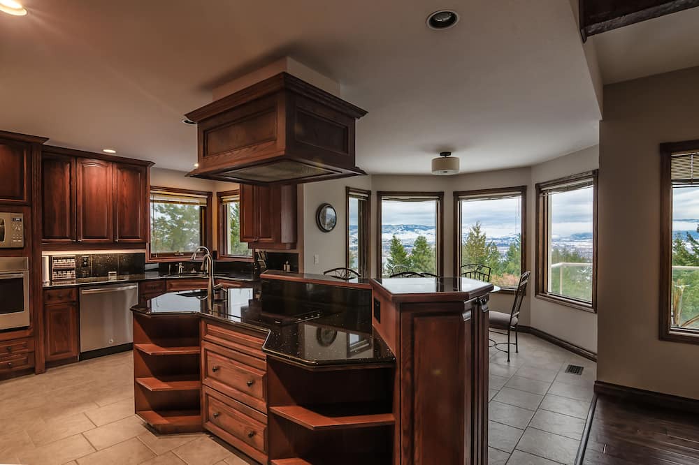 Photo of Others in West Kelowna Estates