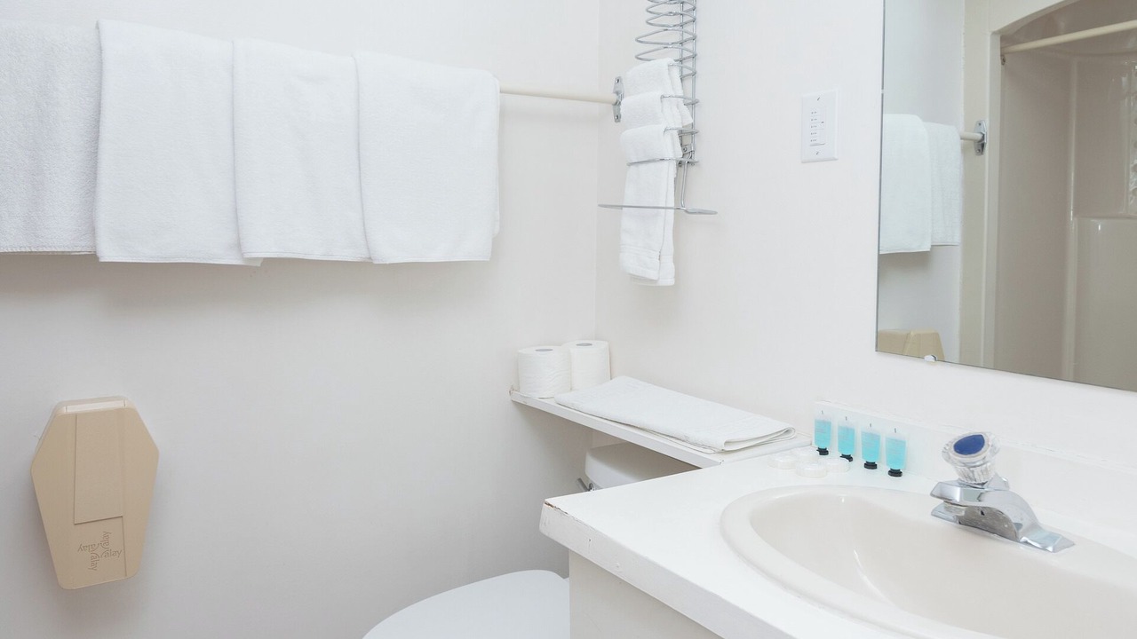 Photo of Bathroom in Fallsview