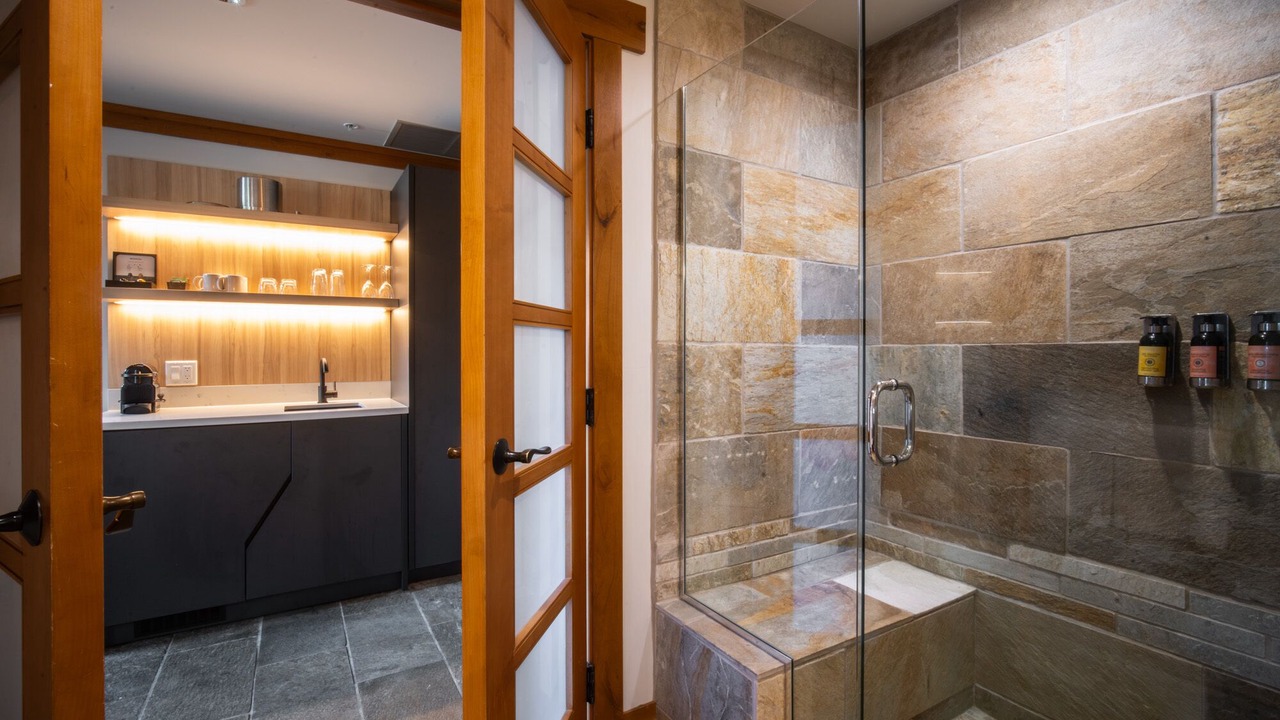 Photo of Bathroom in Whistler Creekside