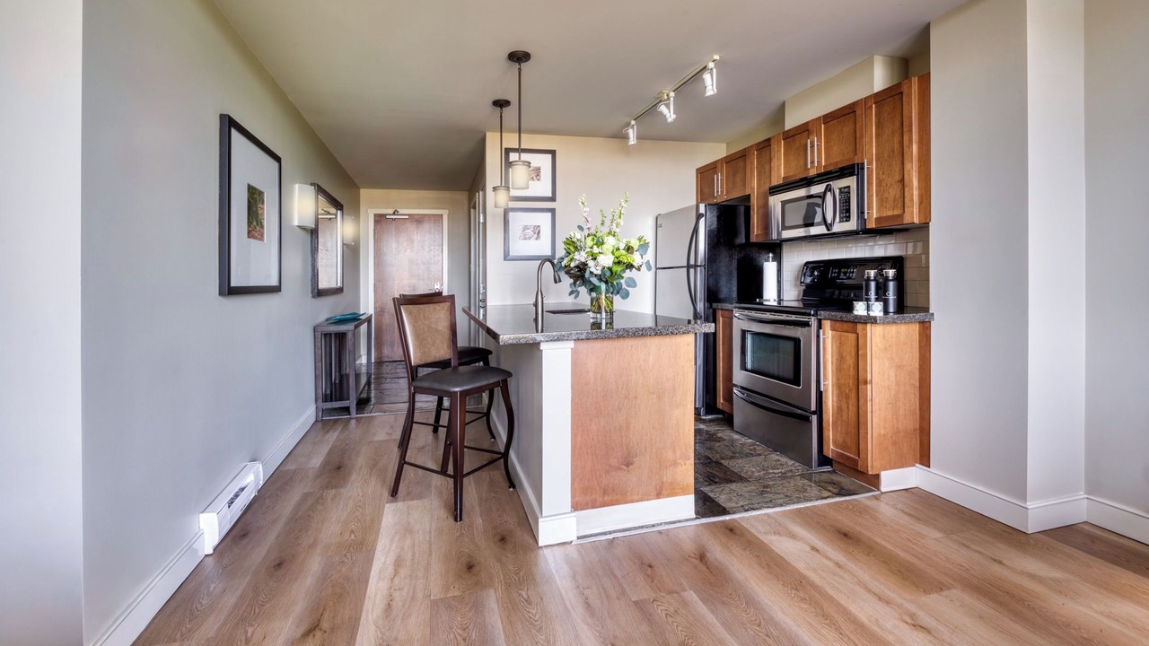 Photo of Kitchen in James Bay