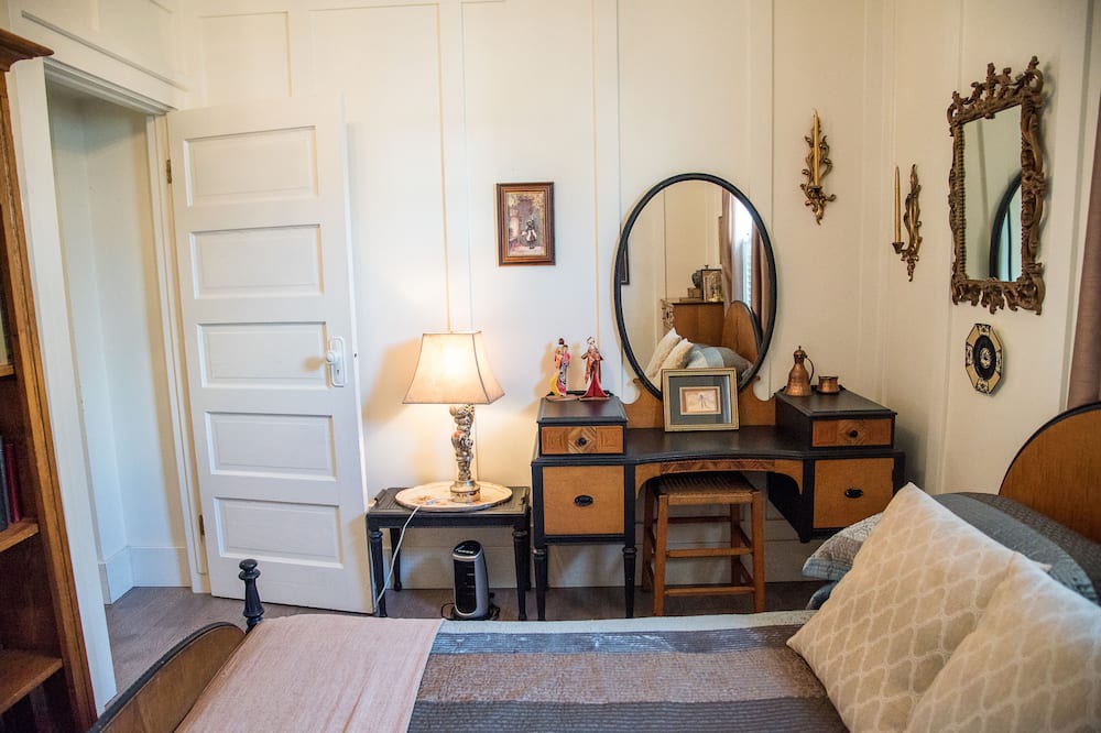 Photo of Bedroom in Fairfield
