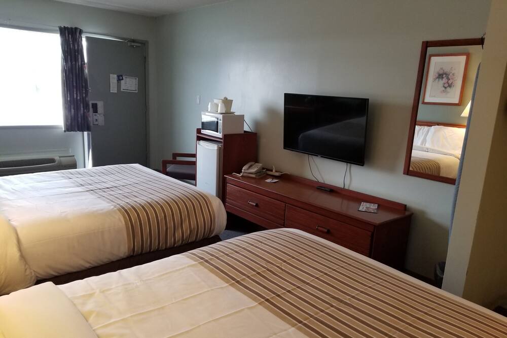 Photo of Bedroom in East Kootenay