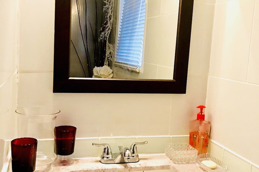 Photo of Bathroom in Steveston