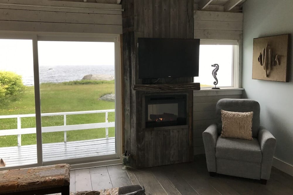 Photo of Livingroom in Indian Harbour
