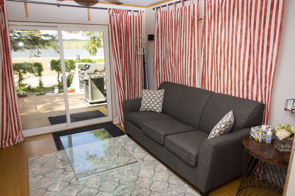 Photo of Livingroom in Manitou Beach