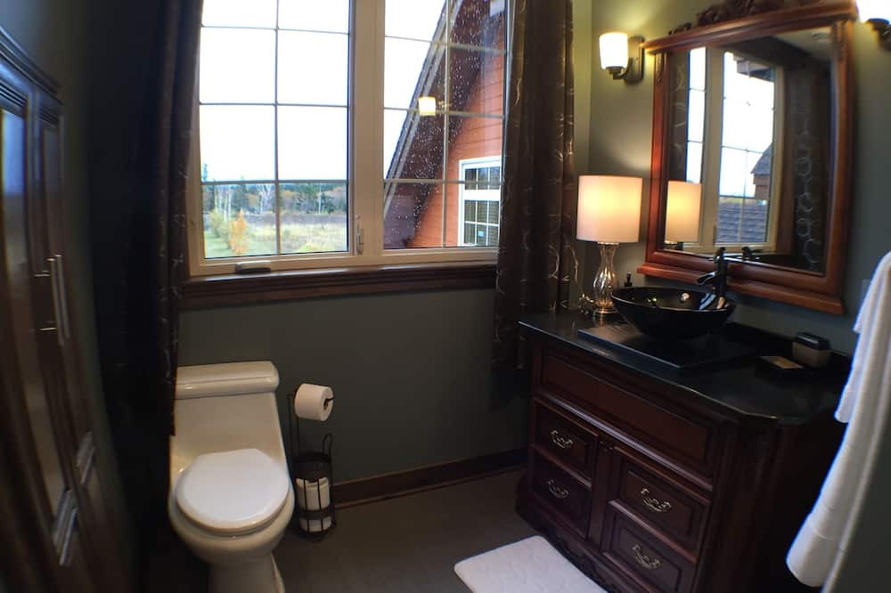 Photo of Bathroom in Reidville