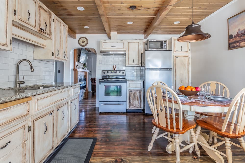 Photo of Kitchen in Saanich