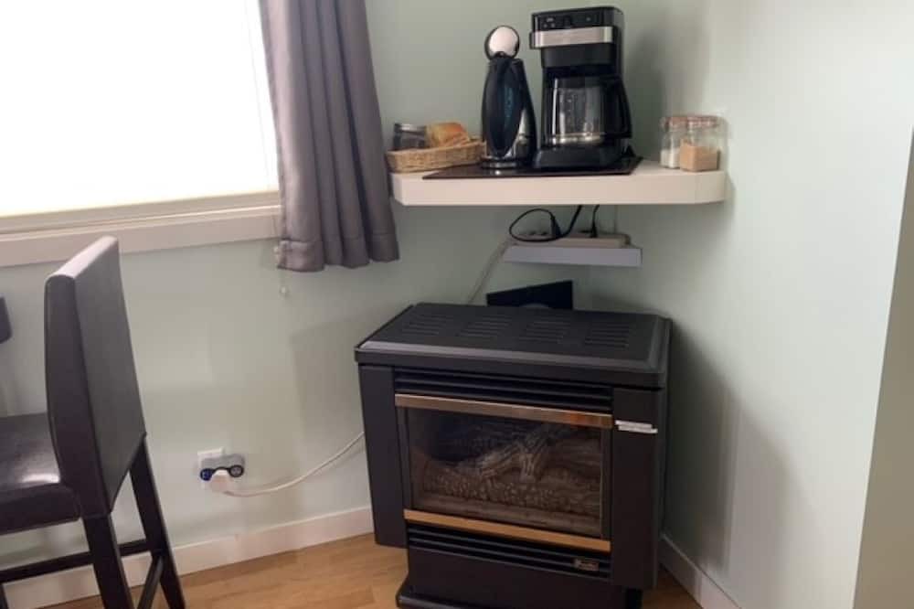Photo of Livingroom in Courtenay