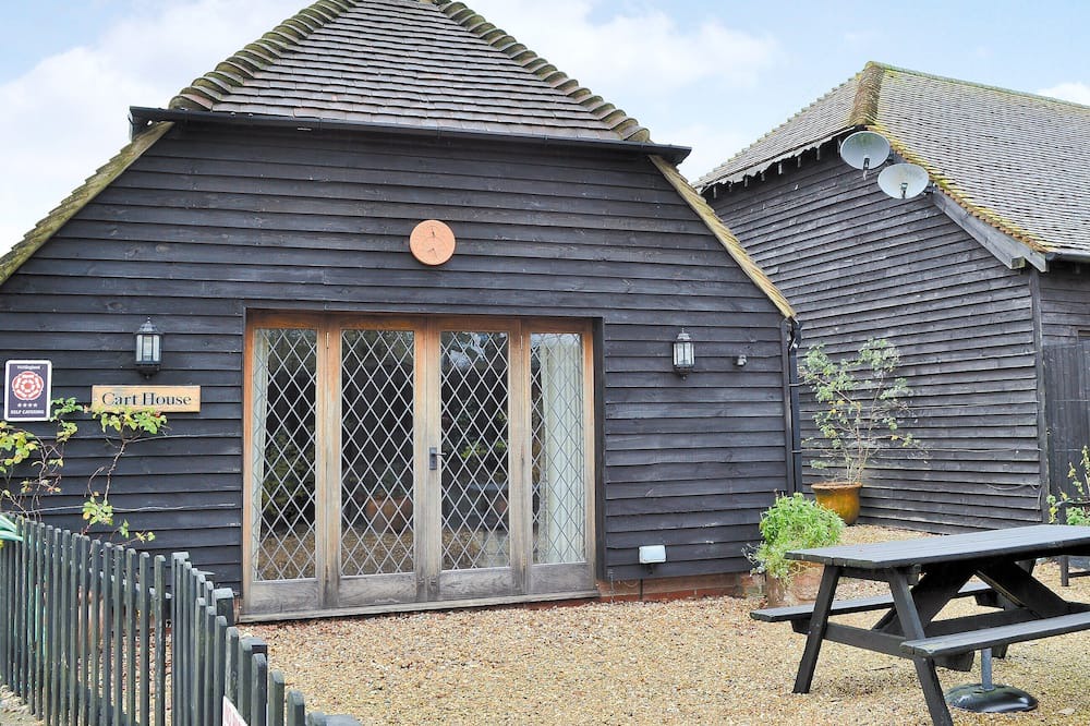 Photo of Outdoor in Plaistow