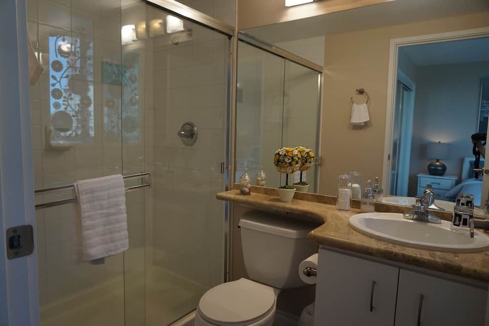 Photo of Bathroom in Coal Harbour