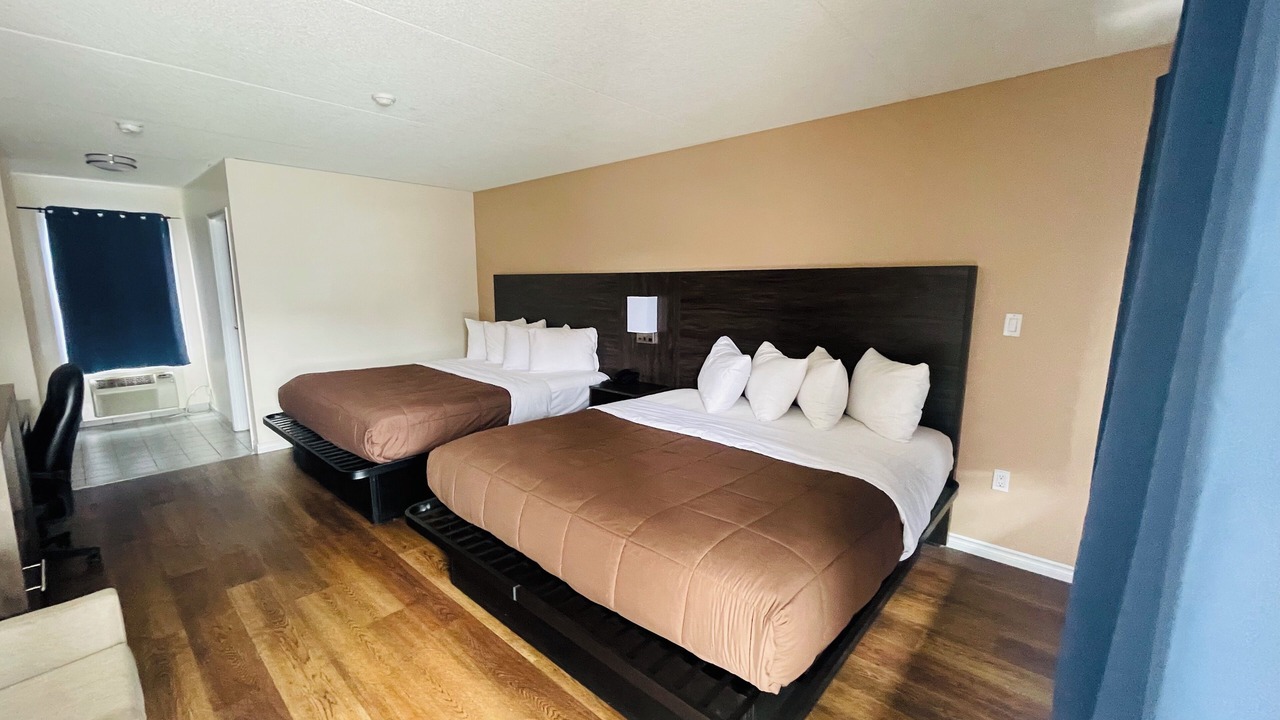 Photo of Bedroom in Fallsview