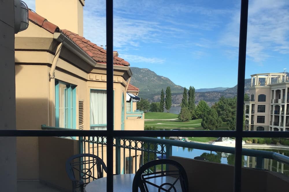 Photo of Patio Balcony in Kelowna Central Business District