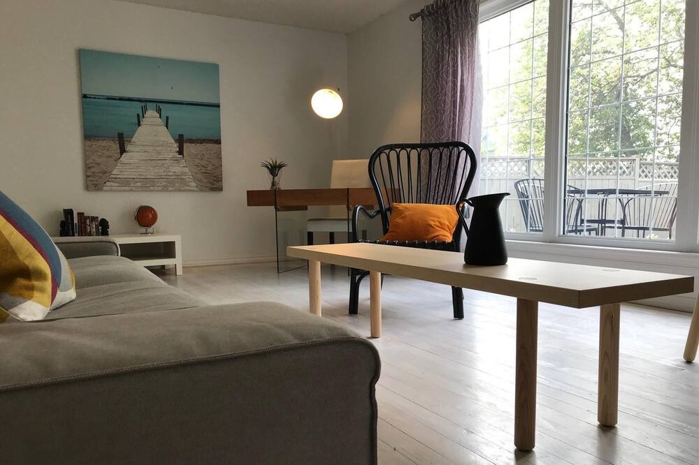 Photo of Livingroom in Red Deer