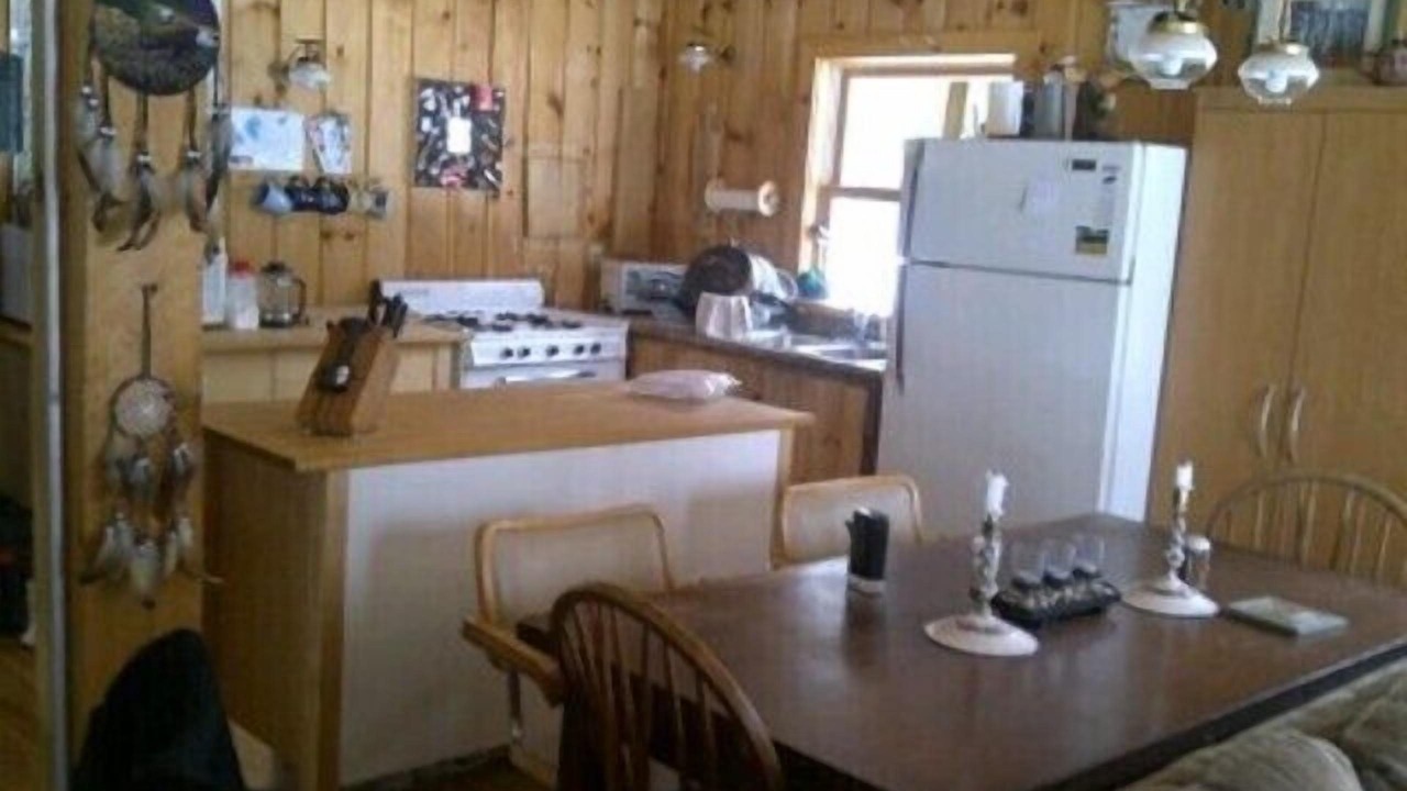 Photo of Kitchen in Dysart et al