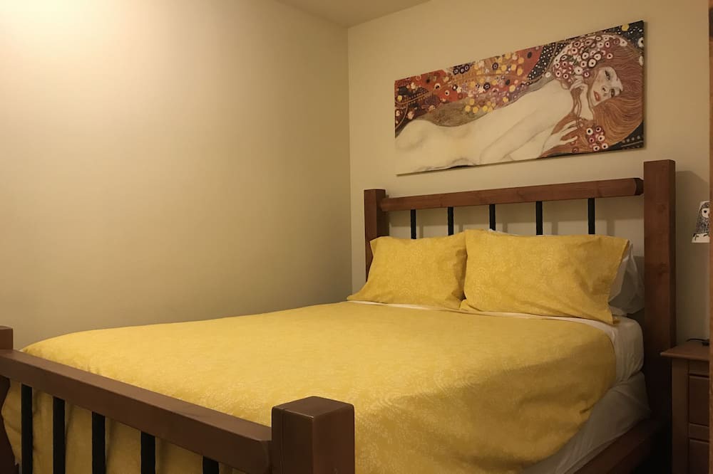 Photo of Bedroom in Okanagan-Similkameen