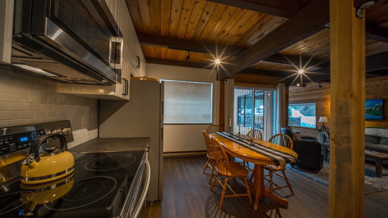 Photo of Kitchen in Whistler Cay Estates
