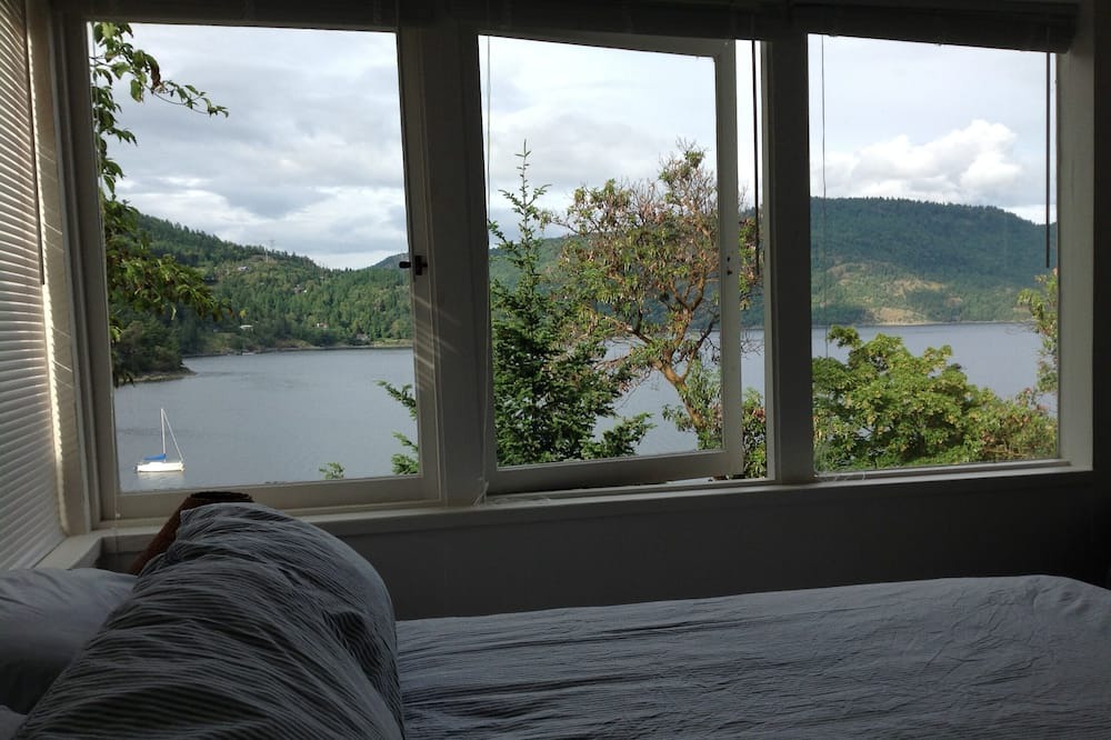 Photo of Others in Maple Bay