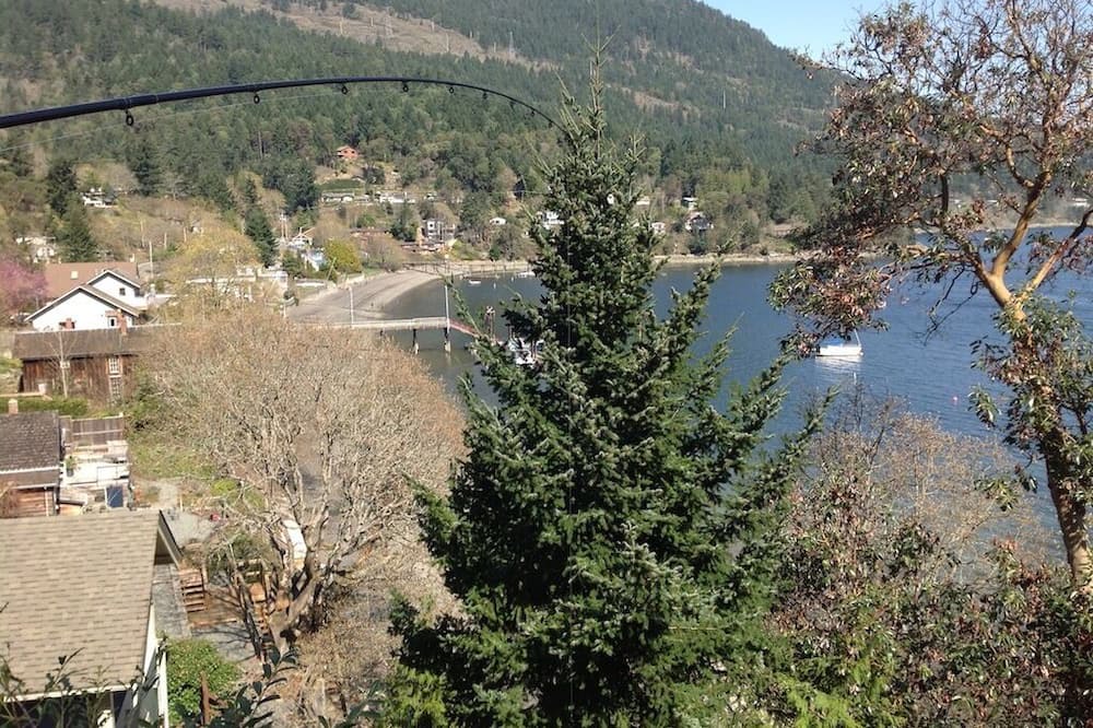Photo of Others in Maple Bay