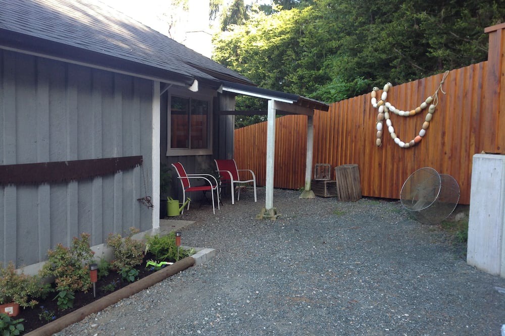 Photo of Others in Maple Bay