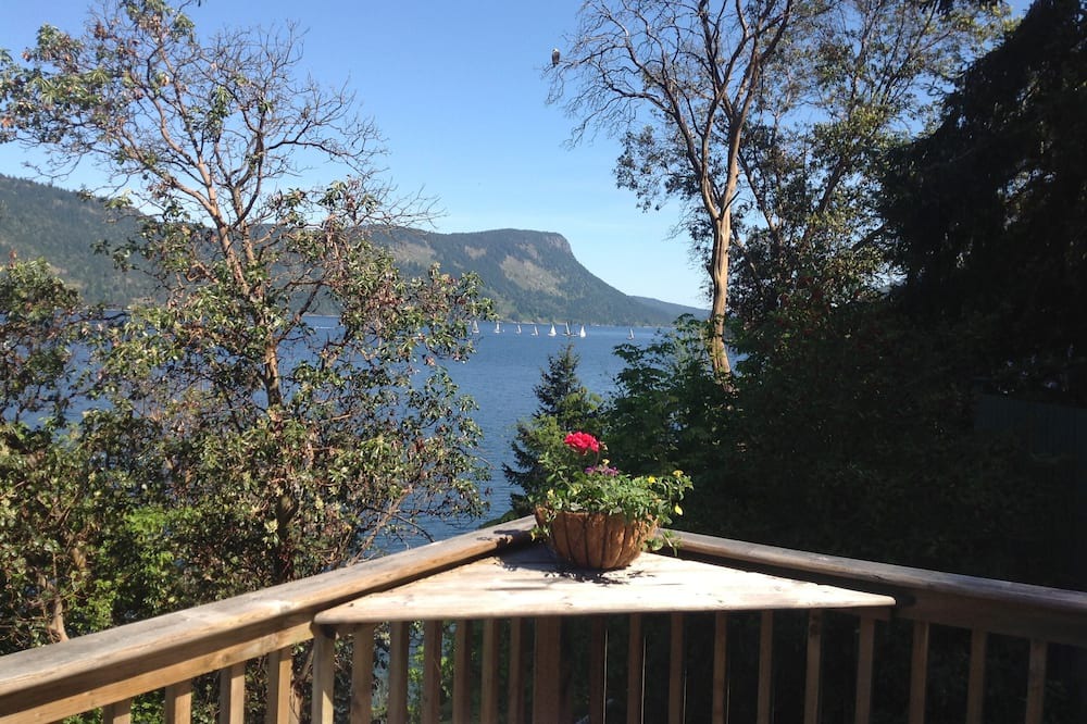 Photo of Others in Maple Bay