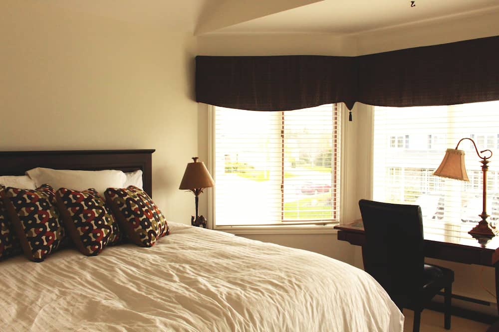 Photo of Bedroom in Terra Nova