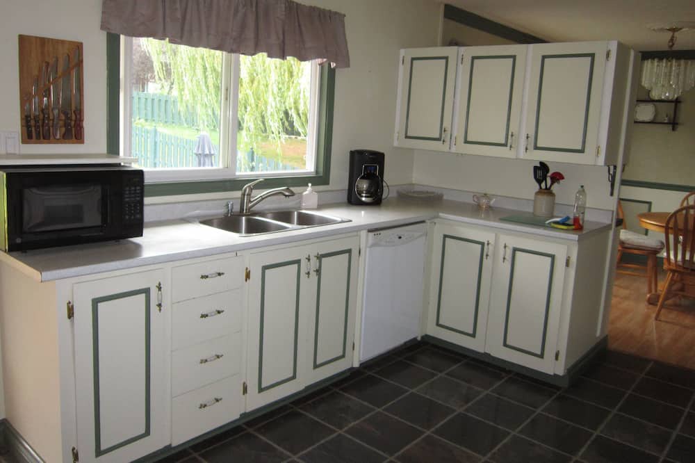 Photo of Kitchen in Crofton
