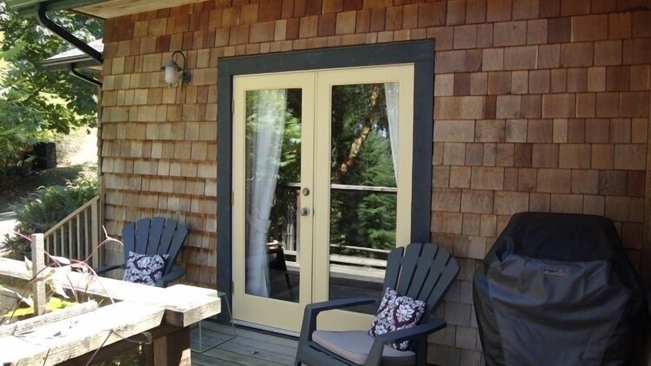 Photo of Patio Balcony in Salt Spring Island
