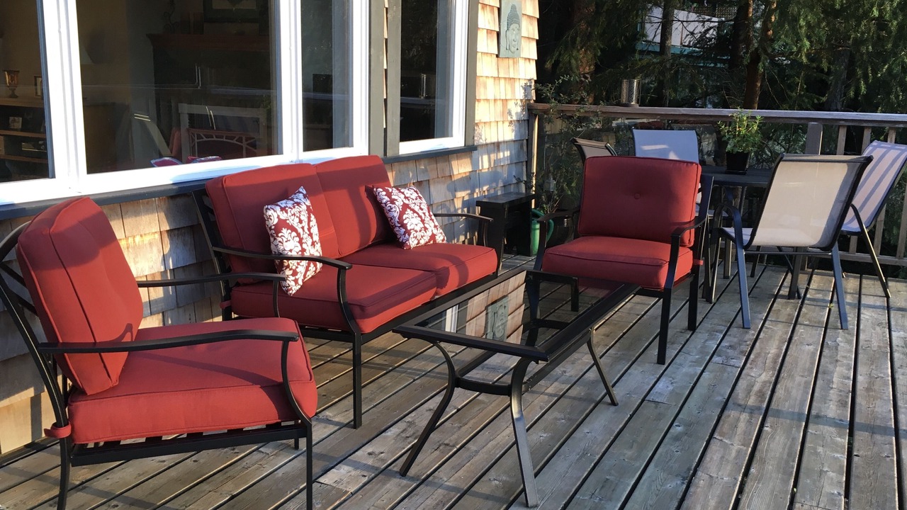Photo of Patio Balcony in Salt Spring Island