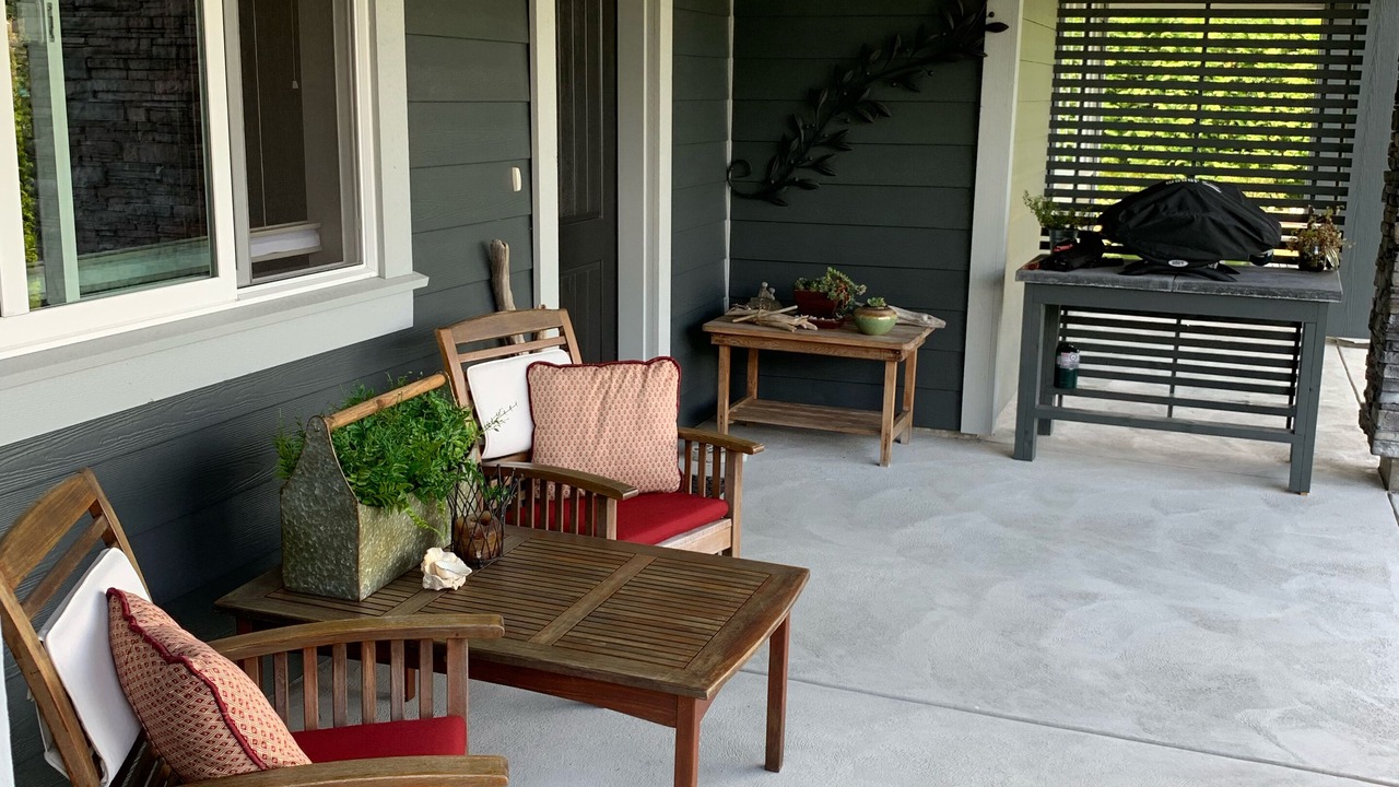 Photo of Patio Balcony in West Porpoise Bay