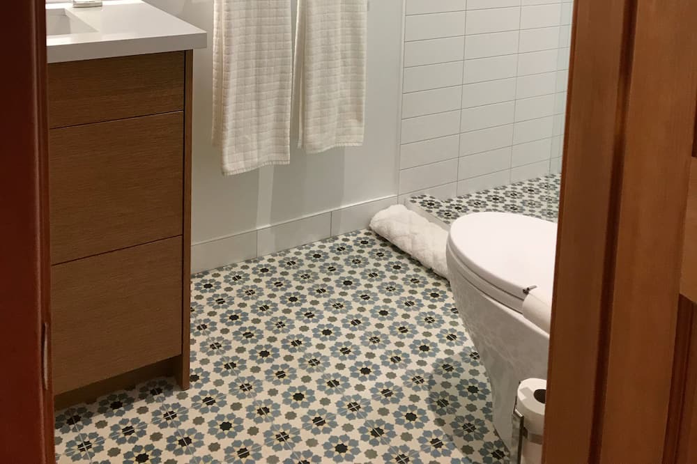 Photo of Bathroom in Nordic Estates
