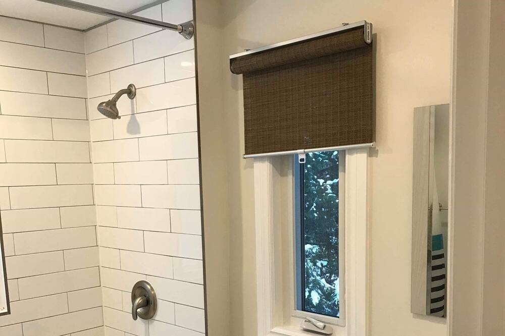 Photo of Bathroom in Utterson
