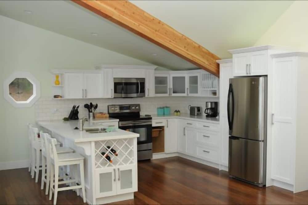 Photo of Kitchen in Chemainus