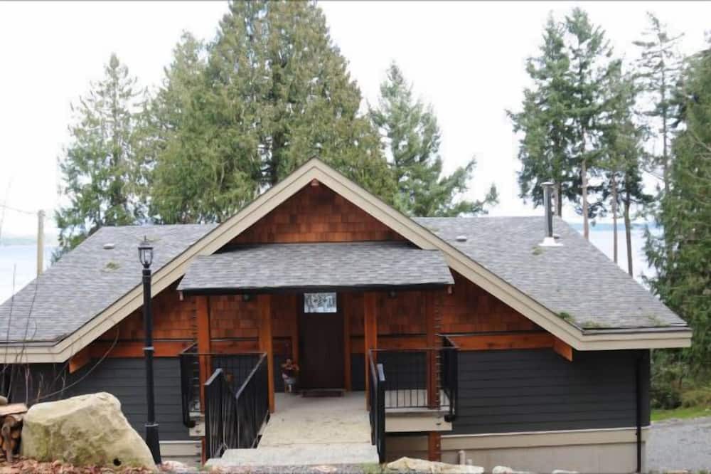 Photo of Others in Chemainus