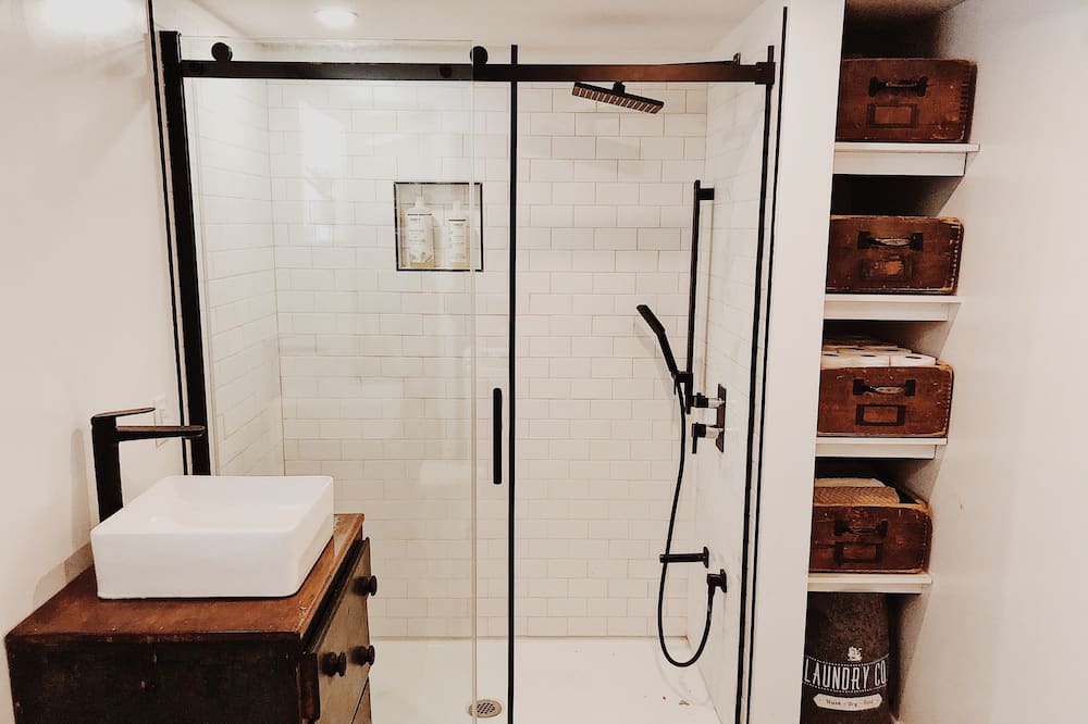 Photo of Bathroom in Potton