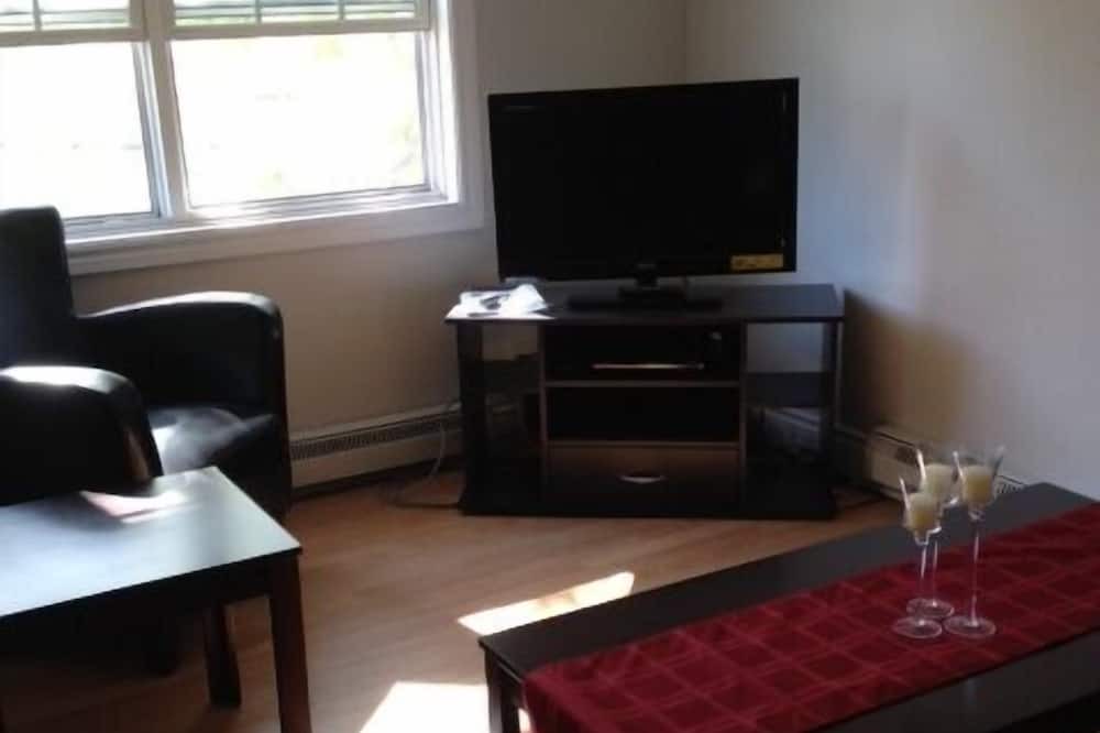Photo of Livingroom in Deer Lake