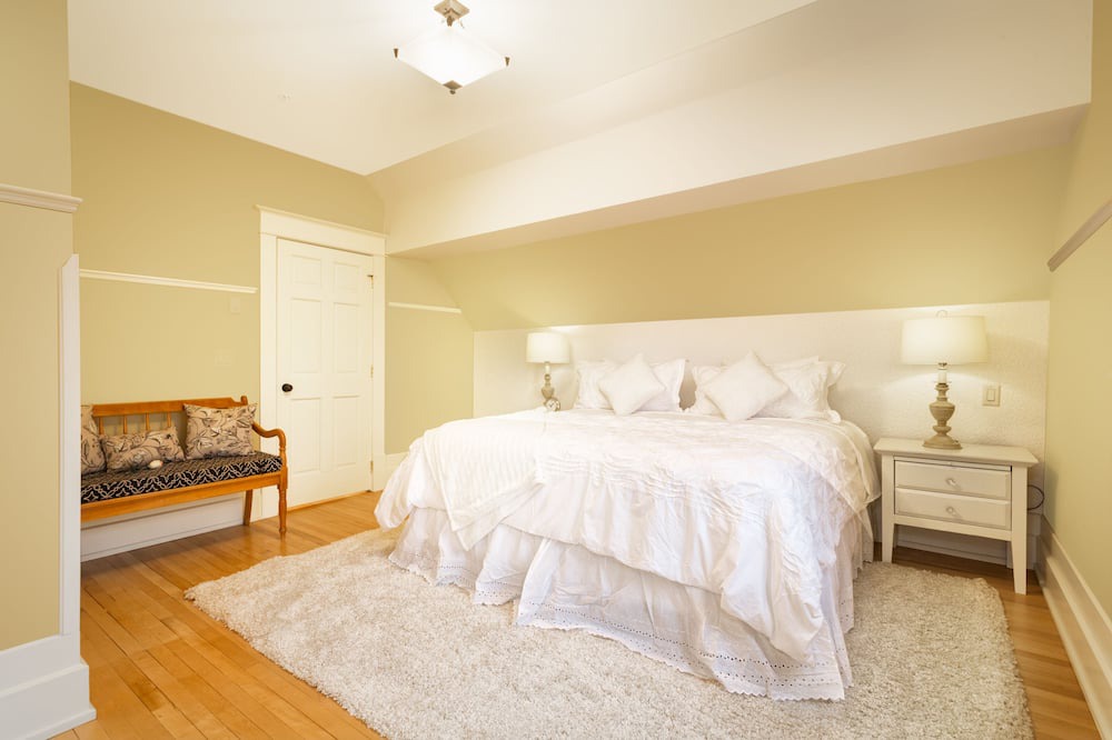 Photo of Bedroom in South Central