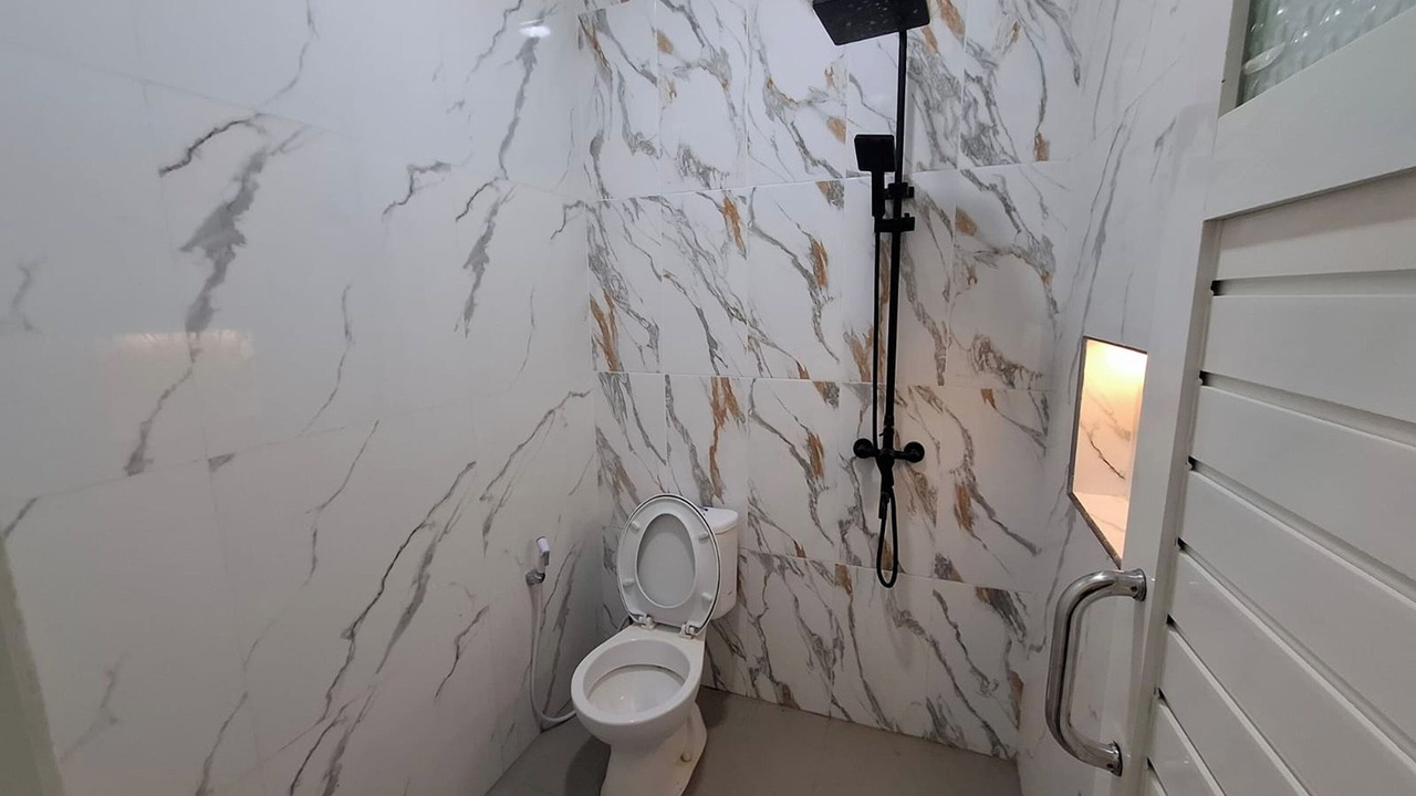 Photo of Bathroom in Palu