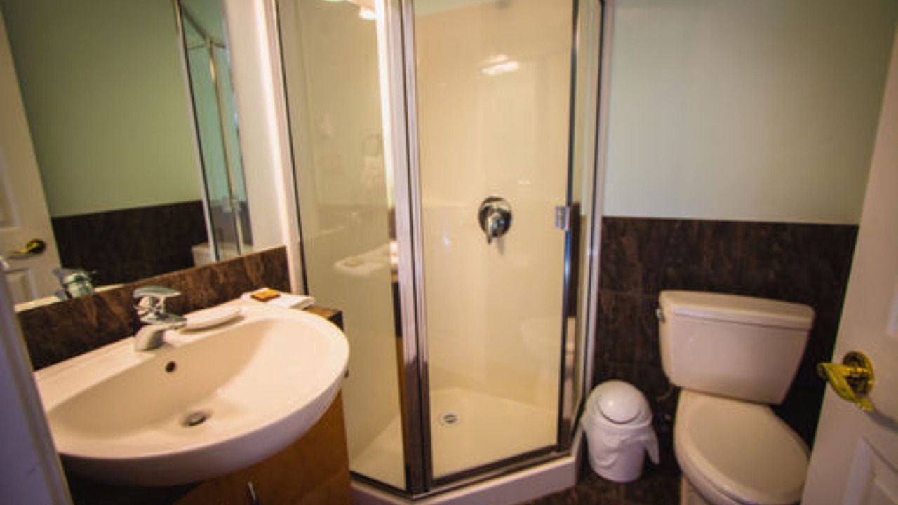 Photo of Bathroom in Central Saanich
