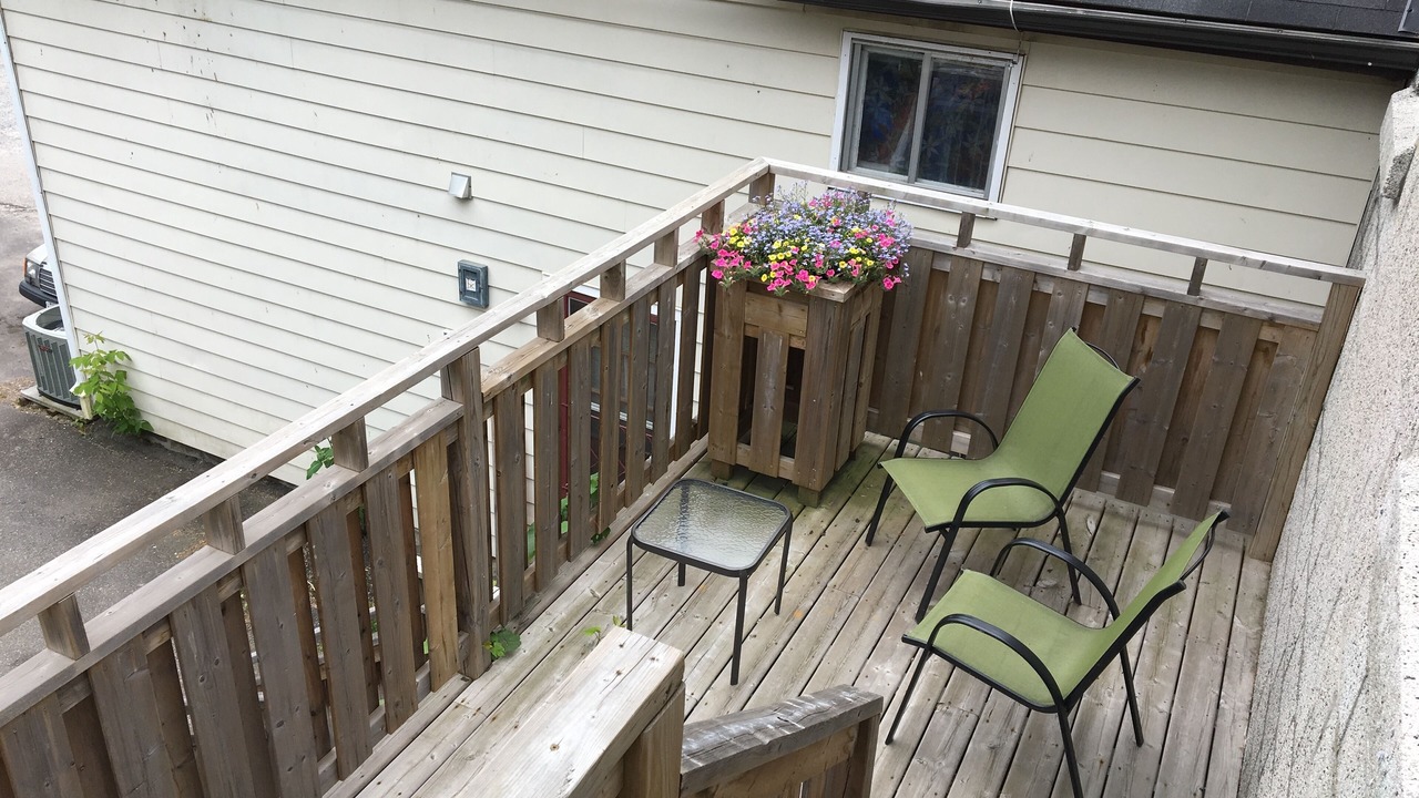 Photo of Patio Balcony in Merrickville