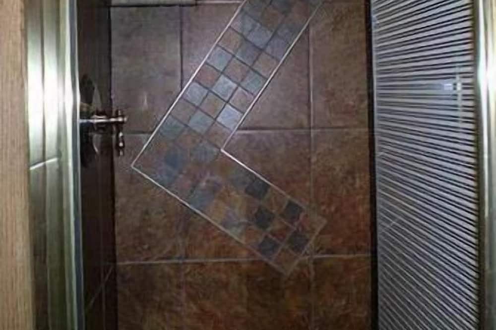 Photo of Bathroom in Clearview