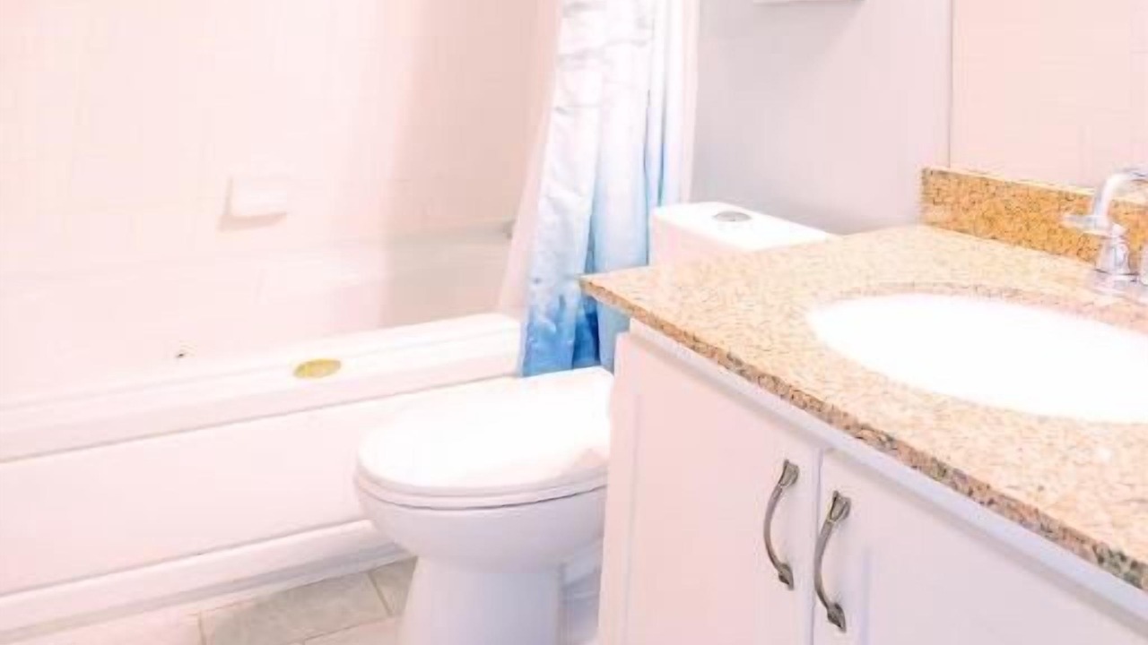 Photo of Bathroom in Craigleith