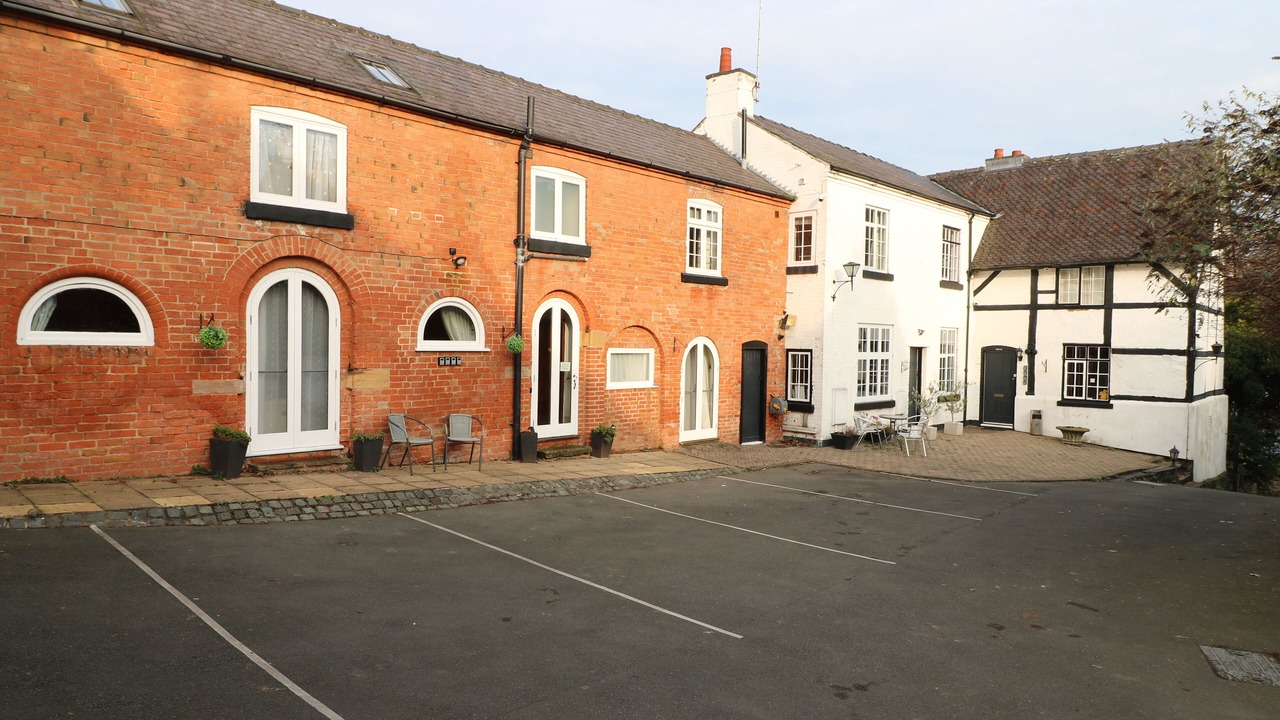 Photo of Outdoor in Castle Donington