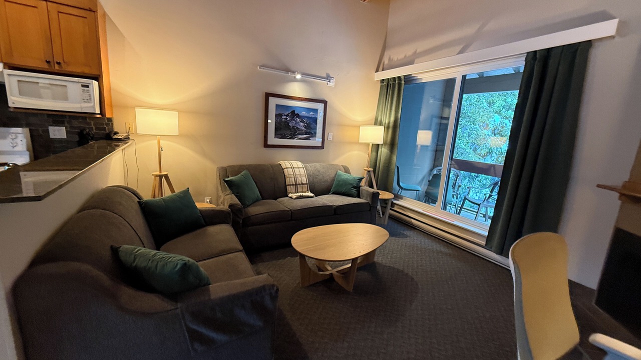 Photo of Livingroom in Whistler Village