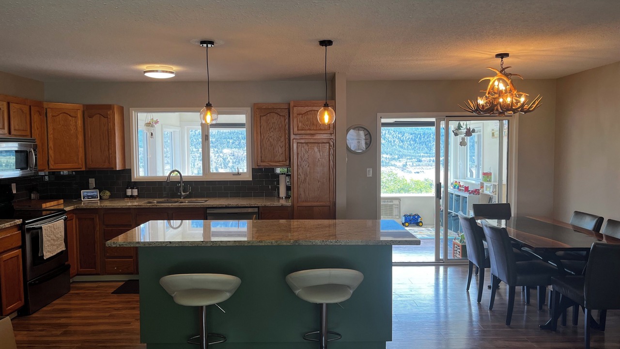Photo of Kitchen in Lillooet