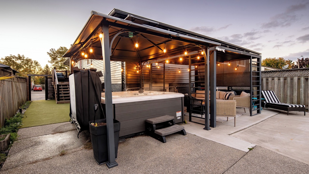 Photo of Patio Balcony in St. Catharines
