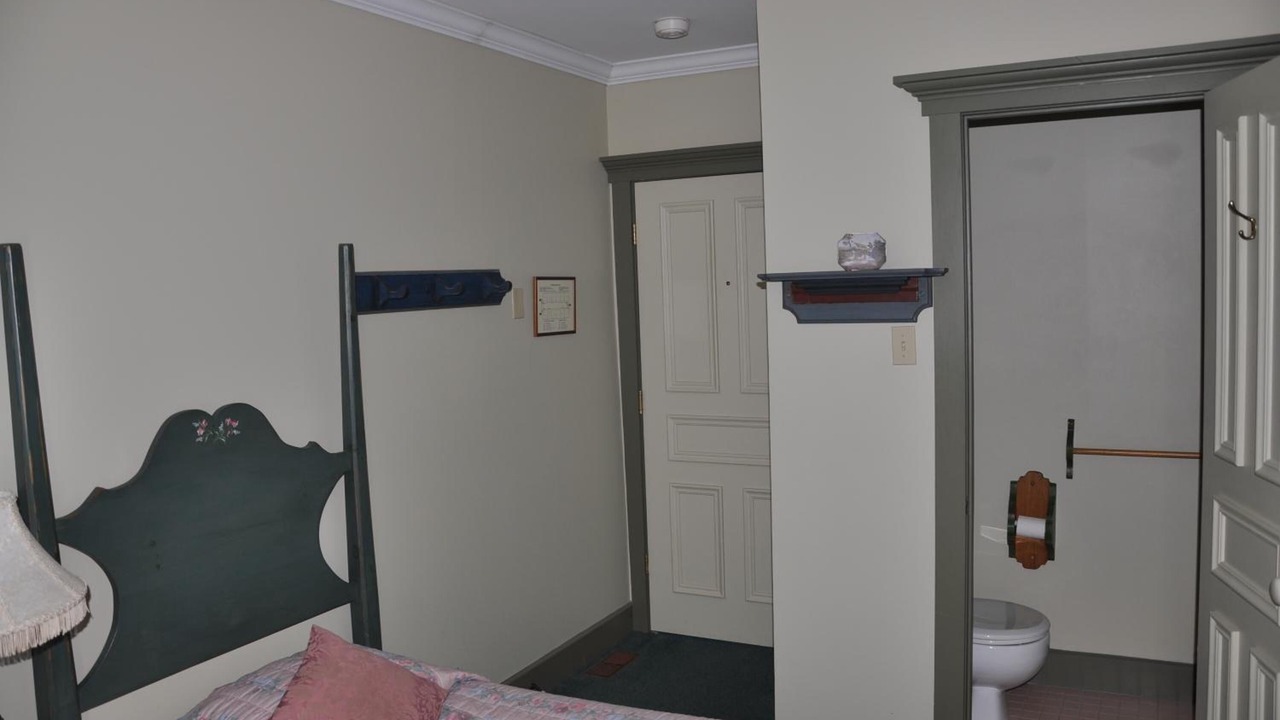 Photo of Bedroom in Knowlton