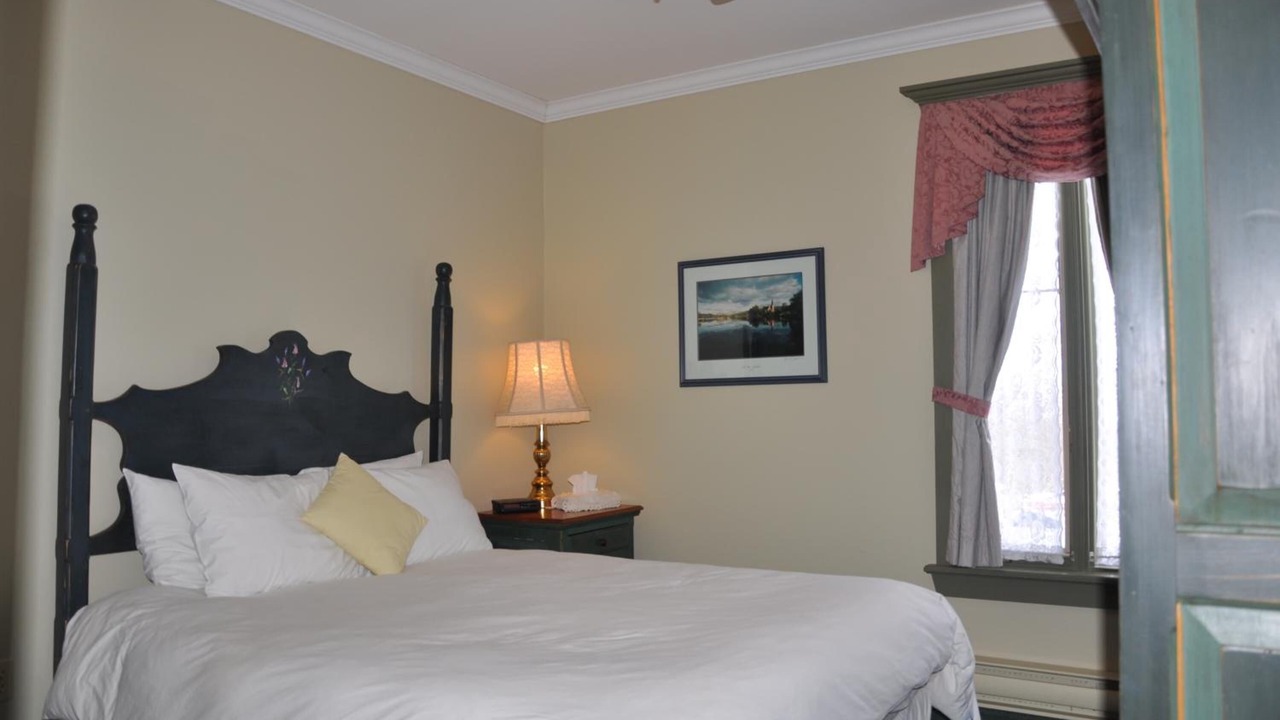 Photo of Bedroom in Knowlton