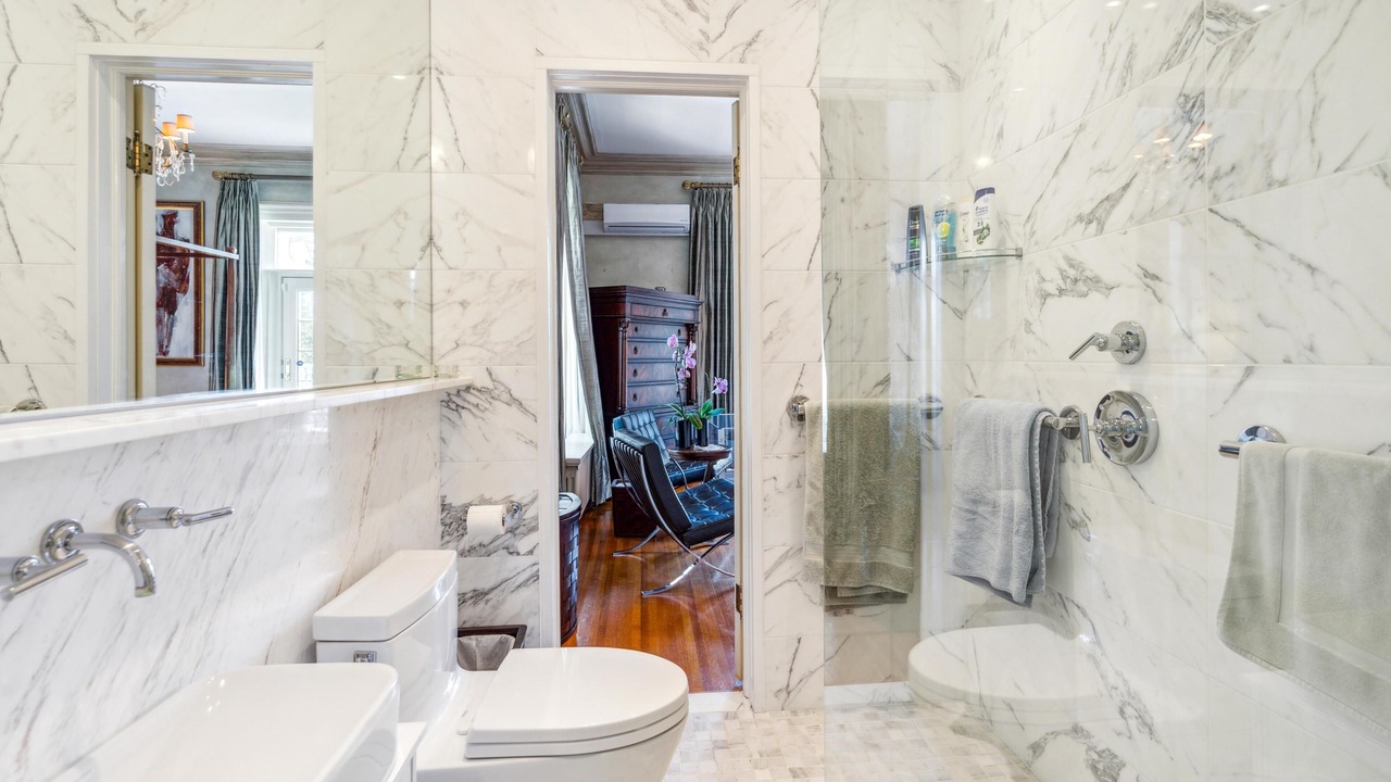 Photo of Bathroom in Paris