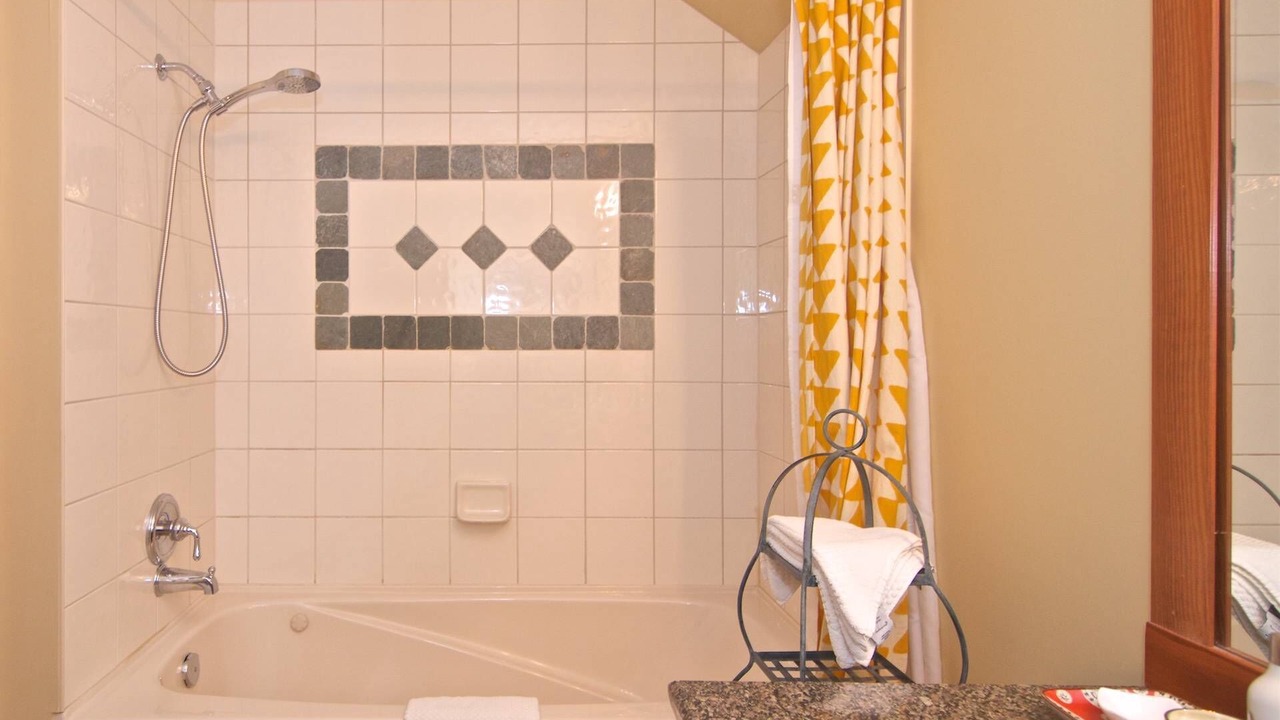Photo of Bathroom in Nordic Estates