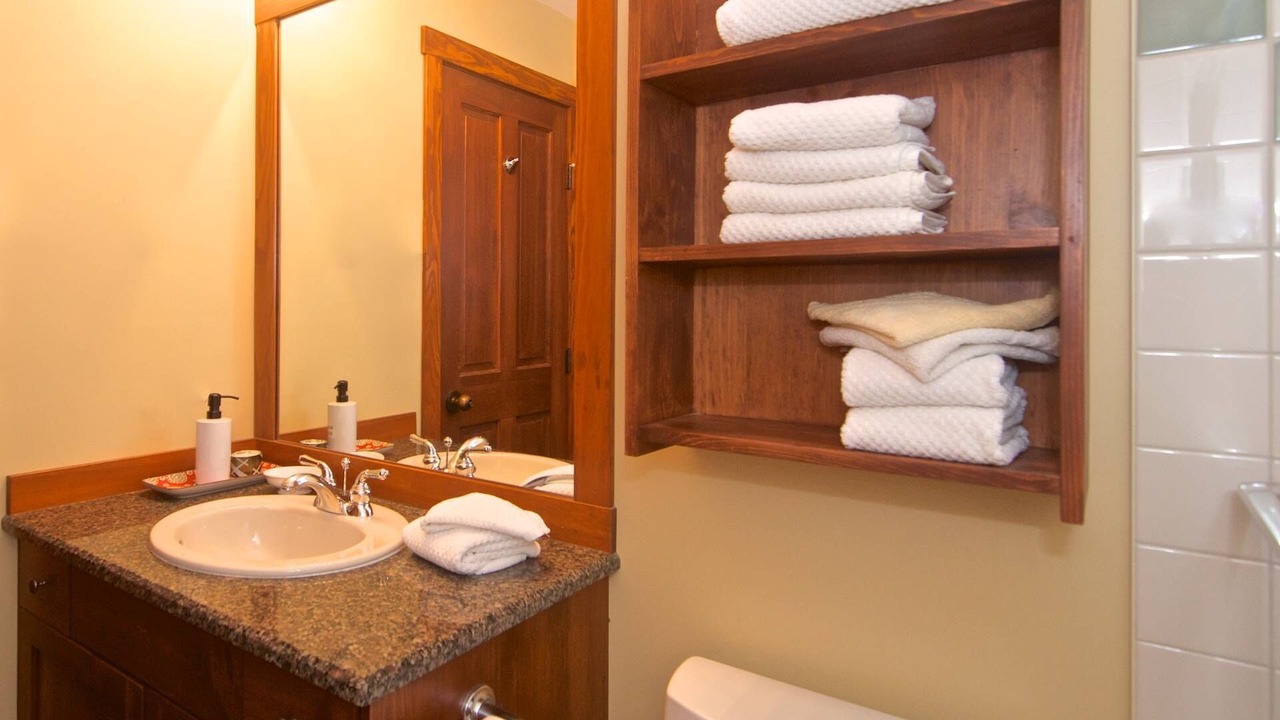 Photo of Bathroom in Nordic Estates